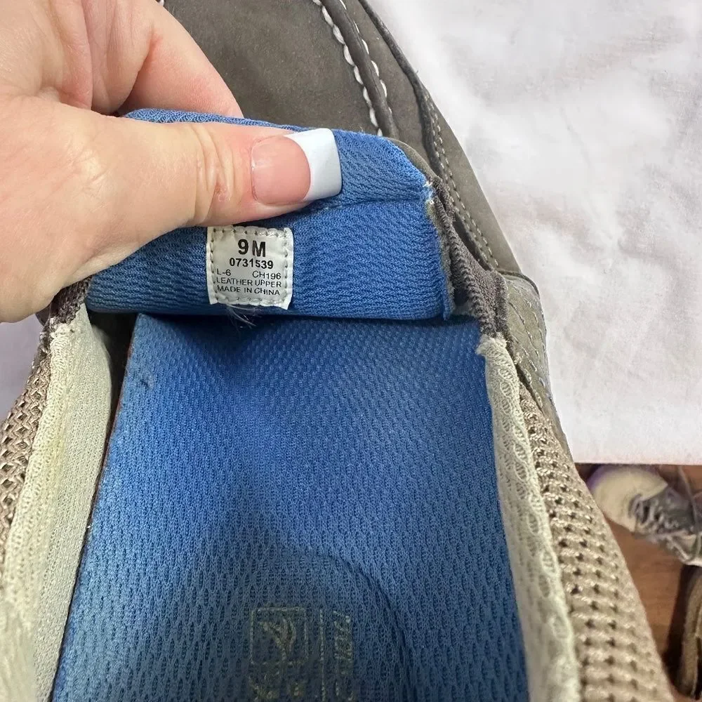 Sperry Topsider size 9